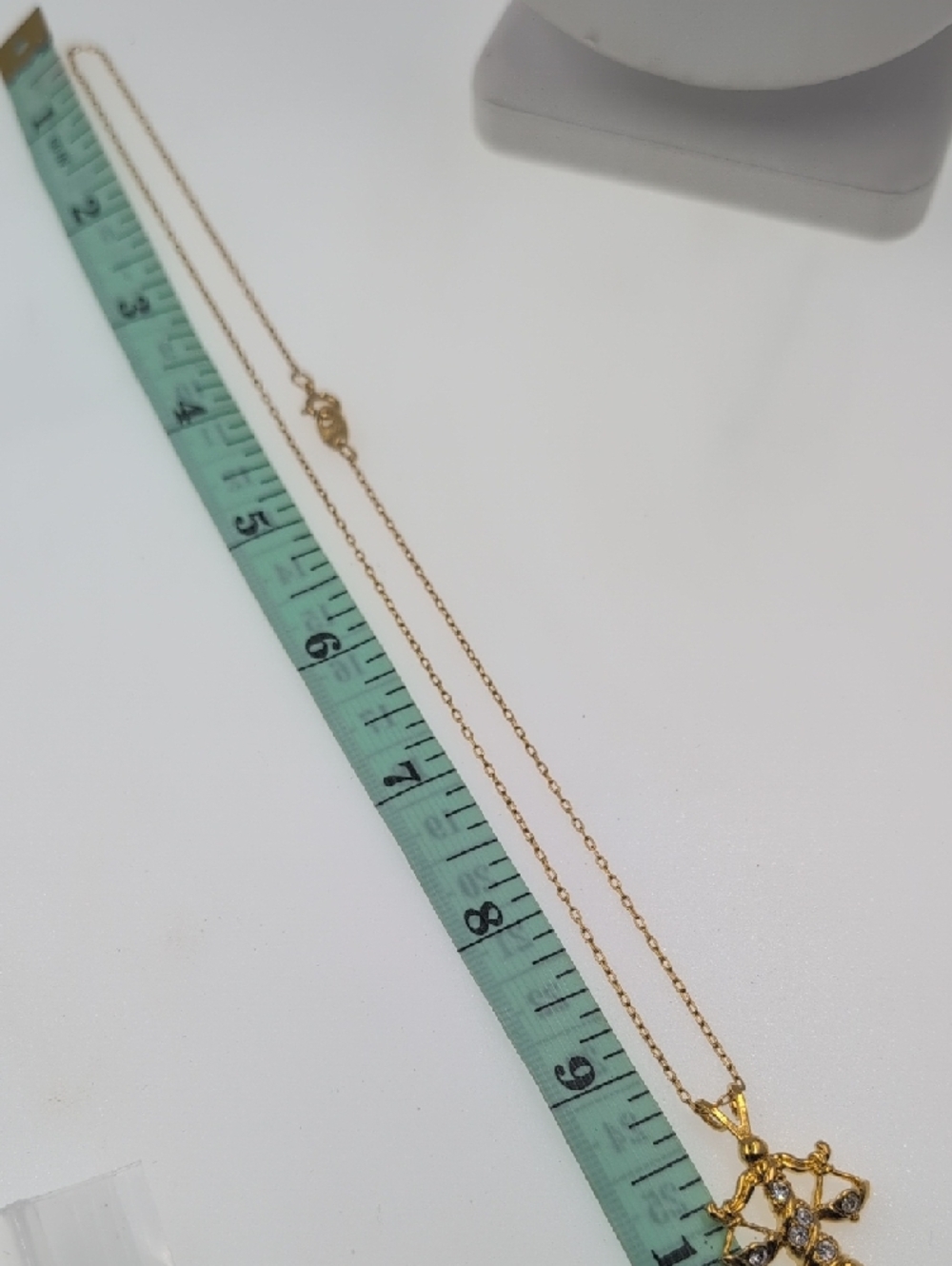 Vintage Avon Libra Zodiac Pendant Necklace - Gold Tone Scales of Justice - Picture 8 of 12